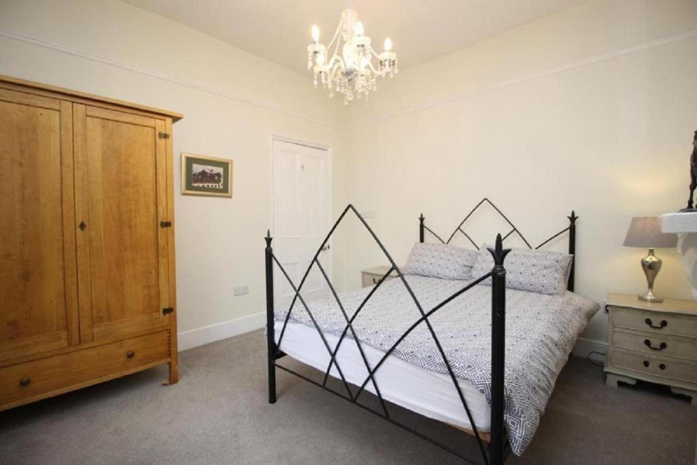 Orwell Villa Elegant Period 5 Bed Close To Town Sleeps 15 Cheltenham Exteriér fotografie